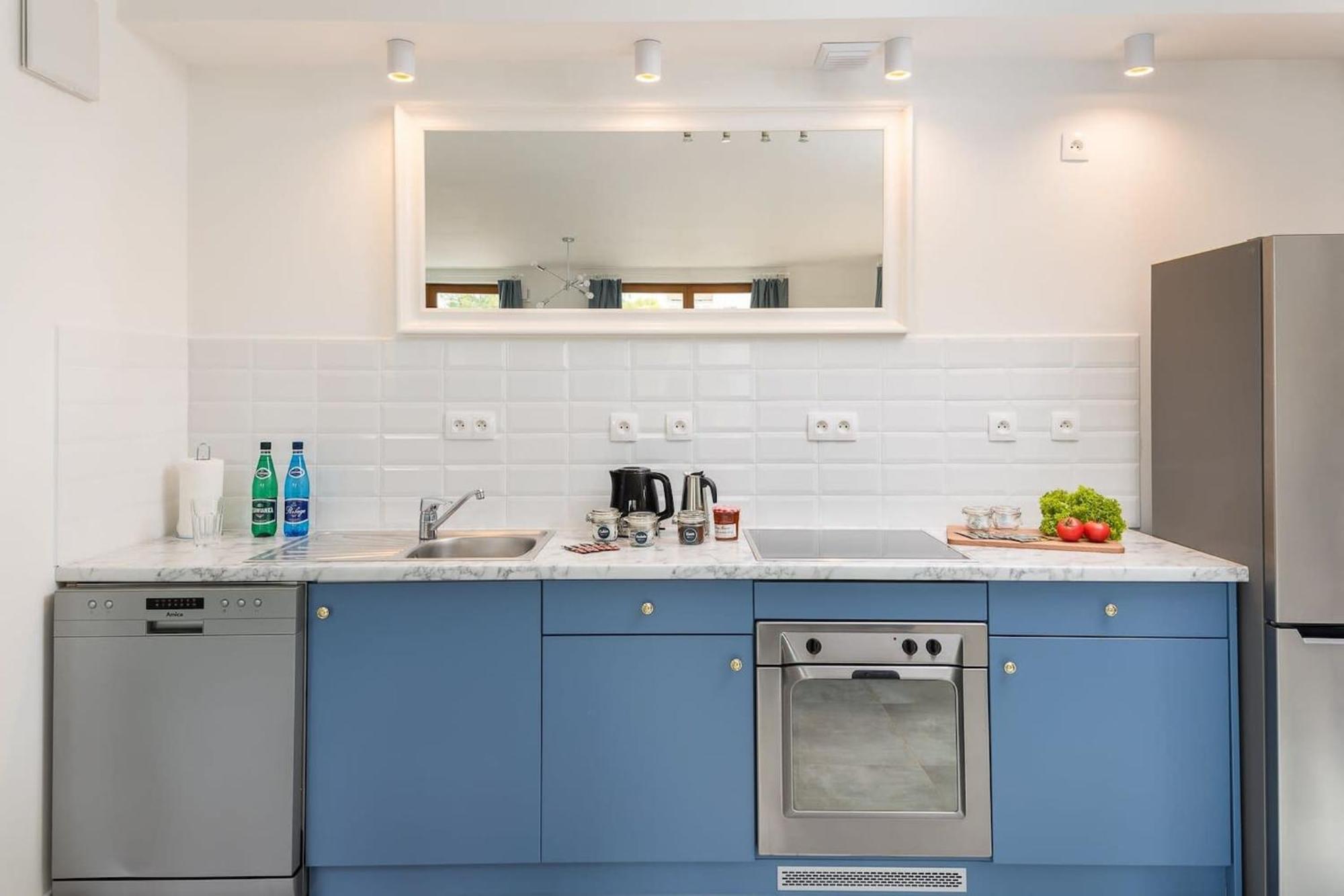 Pulawska 221 - Colorful Apartment With Balcony By Noclegi Renters Warsaw Ngoại thất bức ảnh